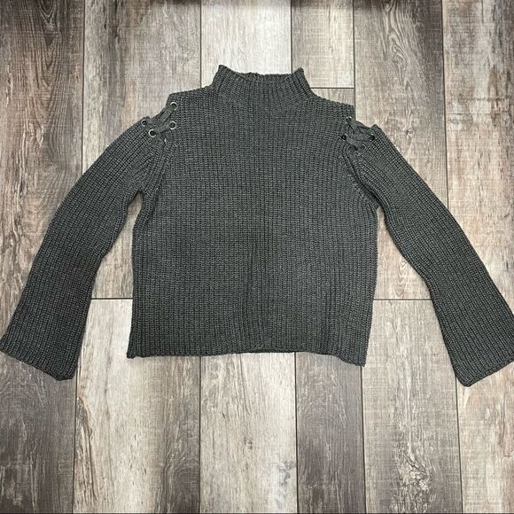 John + Jenn Lace Up Cold Shoulder Long Sleeve Sweater Dark Gray Size Medium - Picture 2 of 9